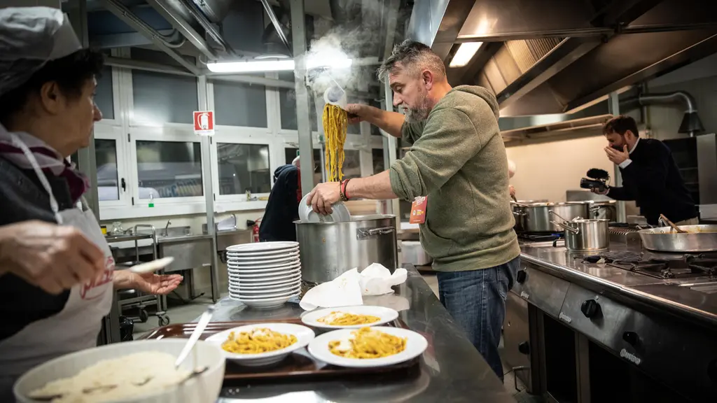 Ragù alla Bolognese, the updated recipe filed in the Chamber of Commerce. “Someone will be horrified”