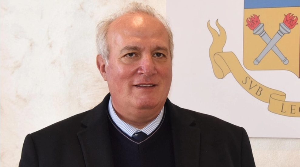 The accident is fake, the scam is real. A band of specialists in action