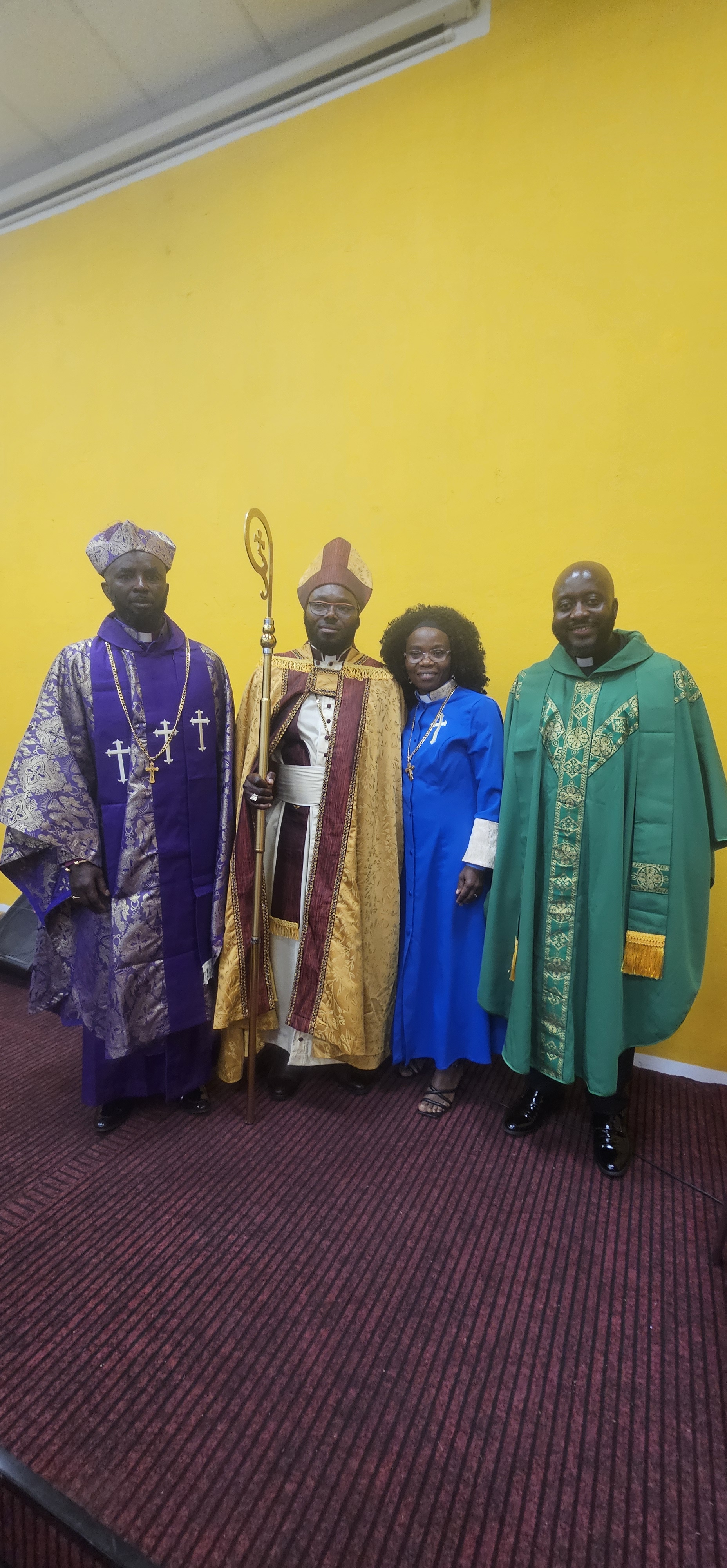 BISHOP DR PETER ABABIO ASKED THIS QUESTION WHILE HE WAS TEACHING.CAN&nbsp; A CHRISTIAN DIVORCE ? IF YES WHY YES AND IF NO WHY NO?.