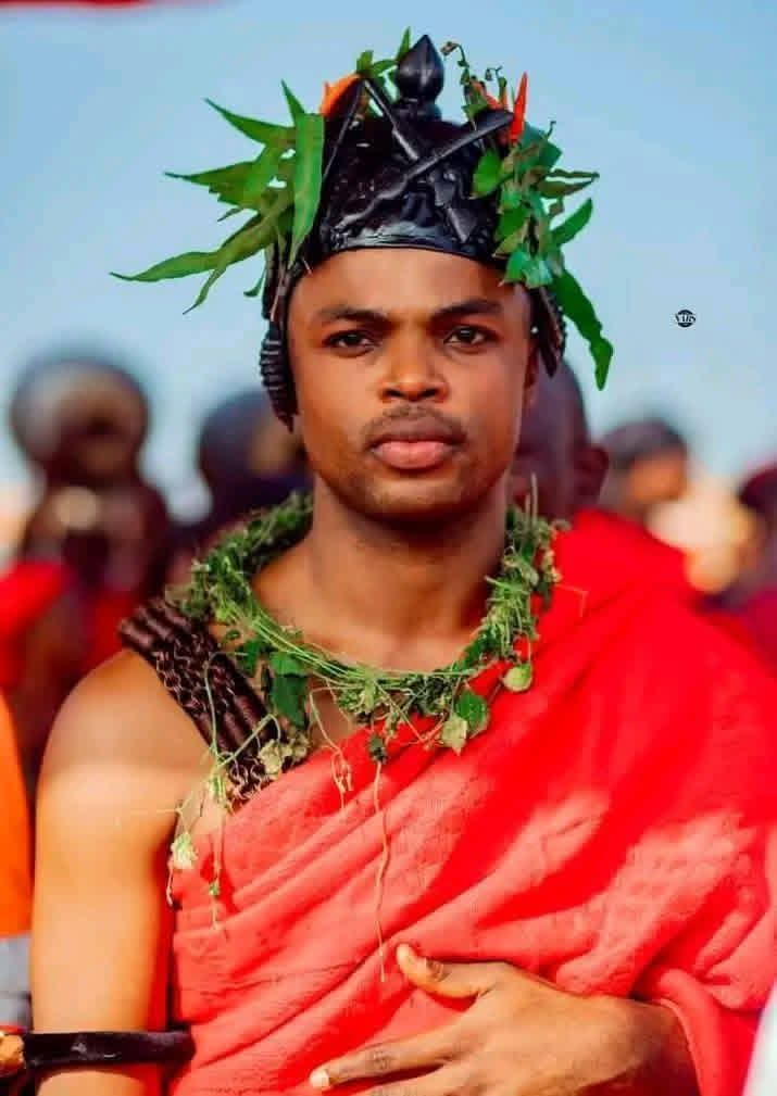 UMAR FAROUK AKA NANA SAMOUDUA ACCORDING TO THE ASANTEHENE IS NOT A ROYAL. HE IS NOT GAZETTED.
